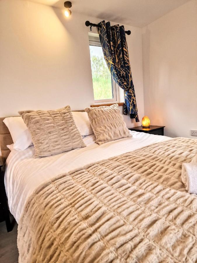 Kaoglen Lodge - Fawn Pod - Hot Tub - Dogs - Pitlochry - Luxury Blairgowrie and Rattray Exteriér fotografie