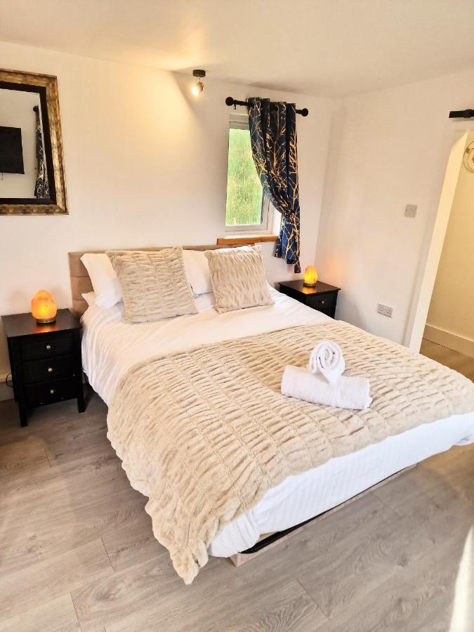 Kaoglen Lodge - Fawn Pod - Hot Tub - Dogs - Pitlochry - Luxury Blairgowrie and Rattray Exteriér fotografie